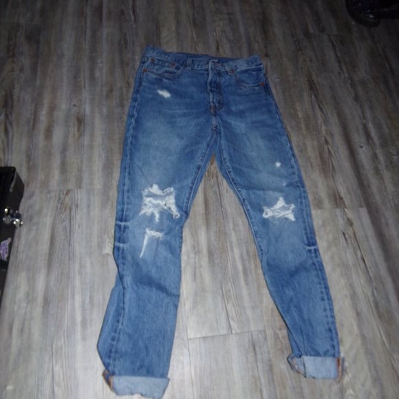 Women's Levi Jeans - Picture 6 of 7